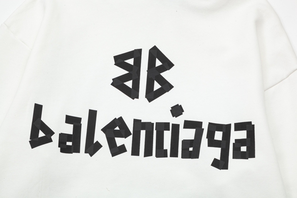 ブランドパーカー背面デザイン